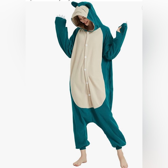 Adult Snorlax Onesie - Picture 3 of 5